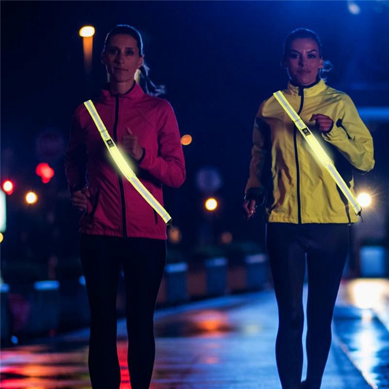 スタイリッシュなLED反射ベルト、夜間のウォーキング用安全ラ - Running Gear At Night のレビューと価格