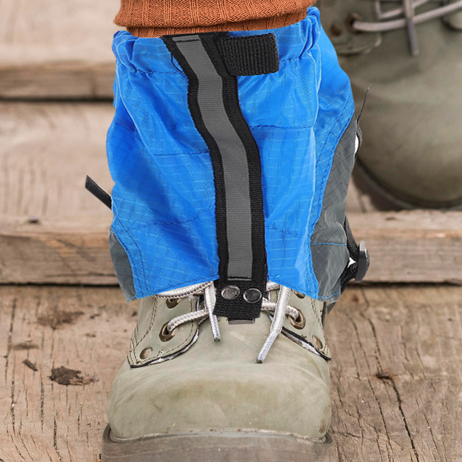 ハイキング用レッグカバー1組。屋外での使用に最適。冬のハイキ - Running Gear In Winter のレビューと価格